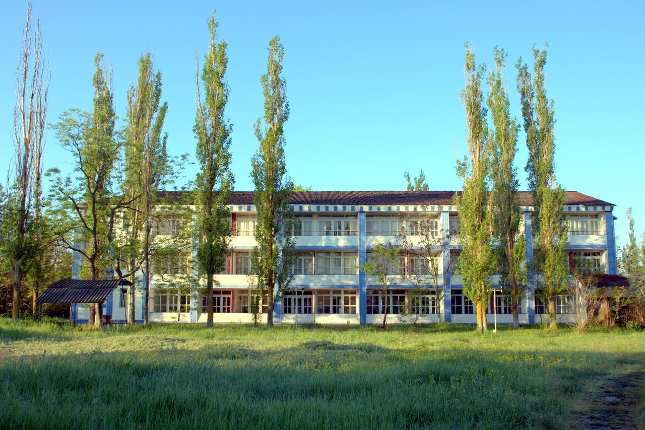 Neptun-2 Hotel Kobleve Exterior foto