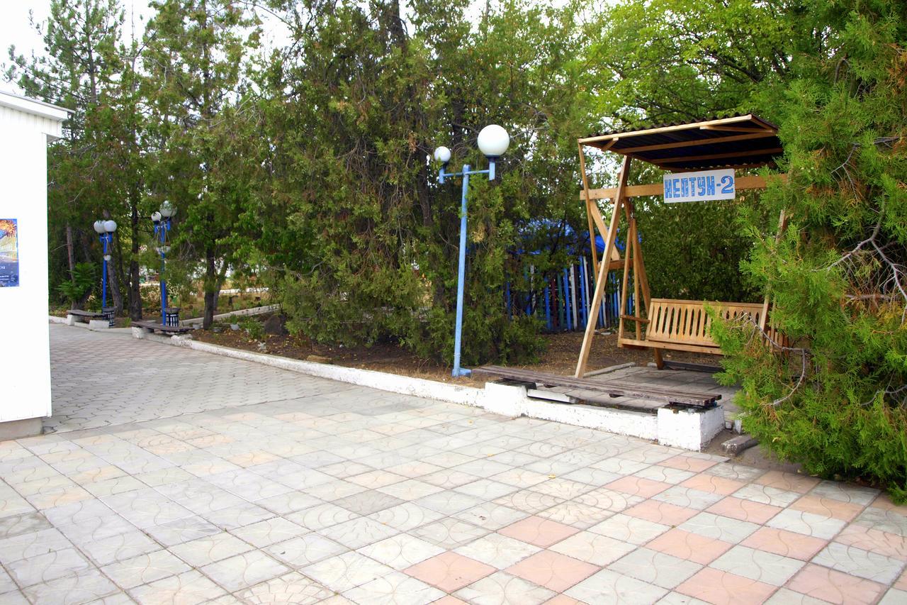Neptun-2 Hotel Kobleve Exterior foto